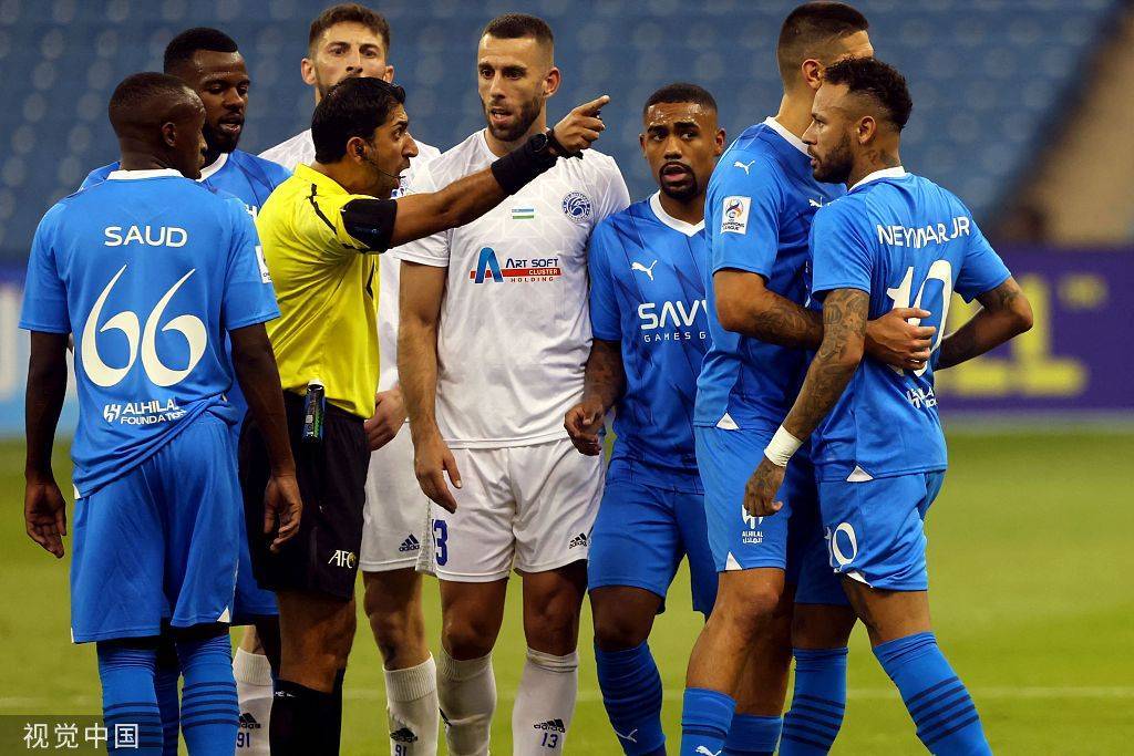 爱游戏注册-社区盾倒计时；多特蒙德今晨复出首秀；细节引发关注；更衣室稳定；纪律约束更严格的简单介绍