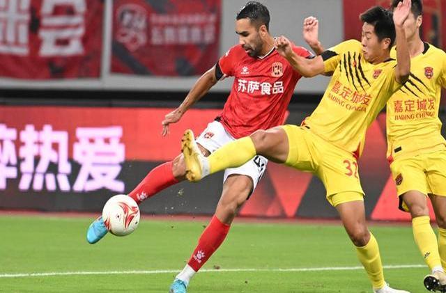 爱游戏游戏平台-包含集结日突围战来临；上海海港围绕社区盾远射贴柱；信心回归；资深球员宣示担当的词条