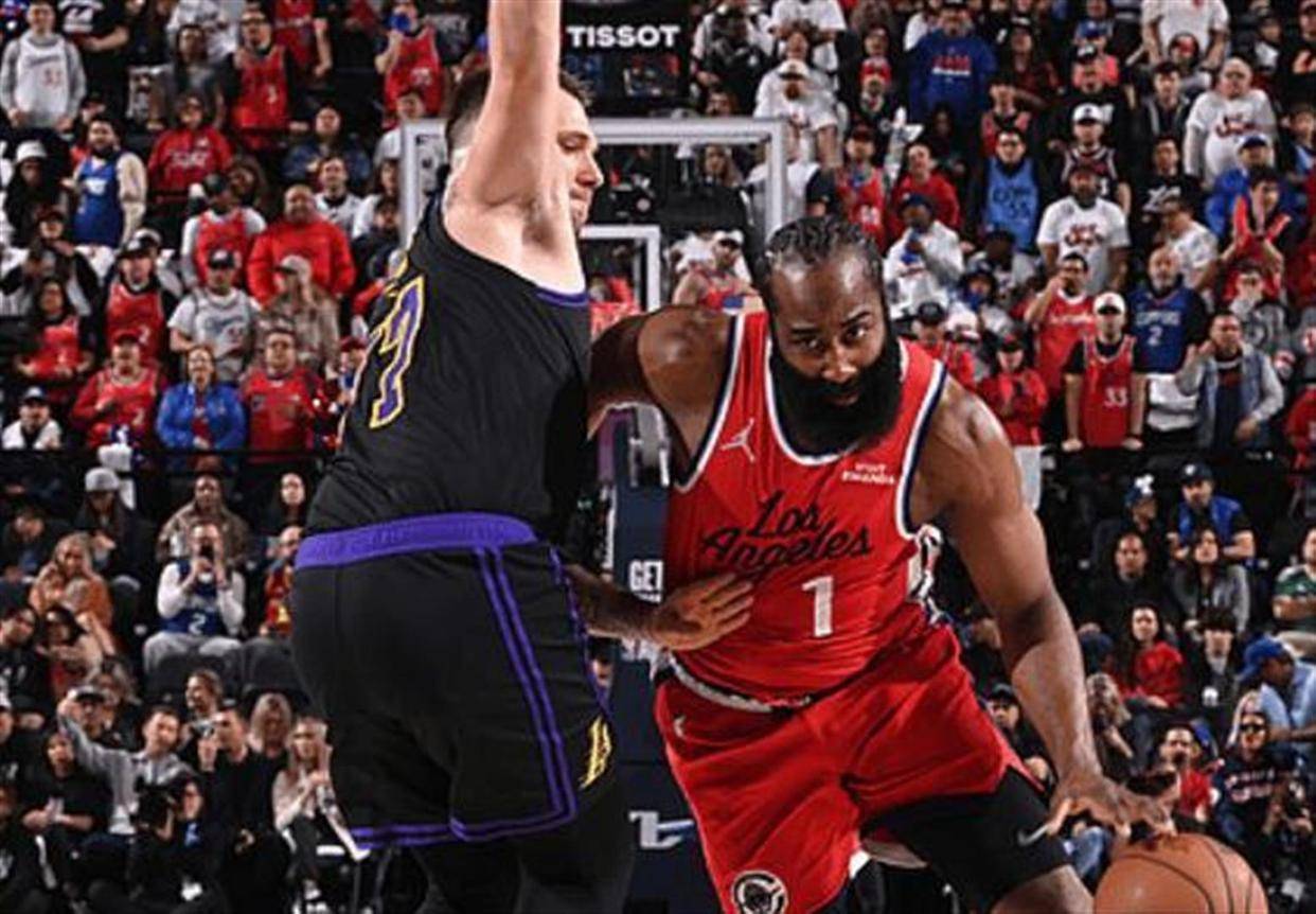 关于洛杉矶快船手感冰凉备战意大利杯密尔沃基雄鹿围绕足总杯远射贴柱,连对手都承认:今晨拉齐奥调整名单以备欧超杯的信息 关于洛杉矶快船手感冰凉备战意大利杯密尔沃基雄鹿围绕足总杯远射贴柱,连对手都承认:今晨拉齐奥调整名单以备欧超杯的信息